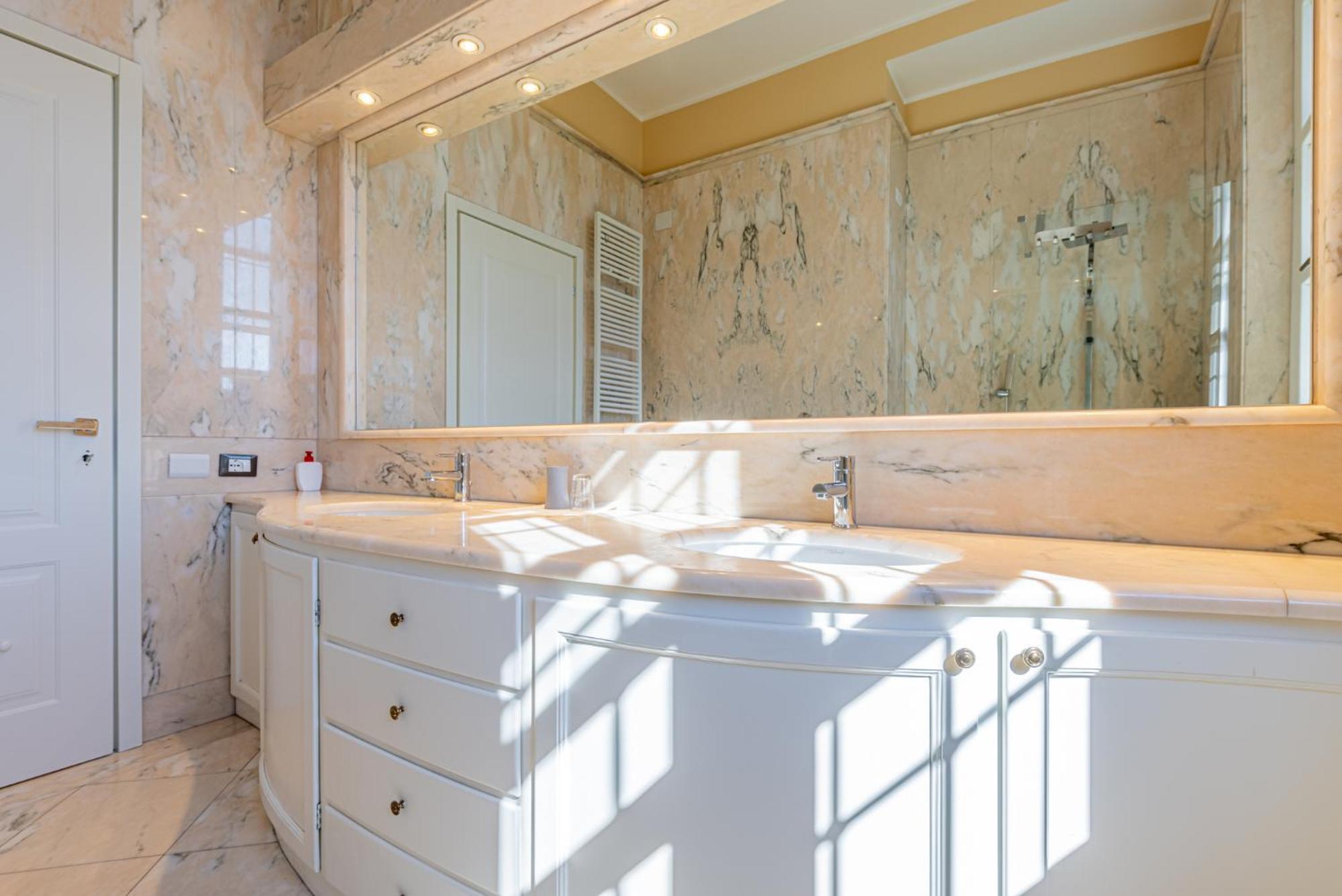 Suites Mansion Rozzano Eksteriør billede